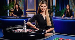 Pengguna login pada aplikasi hiburan sports dan casino dari smartphone